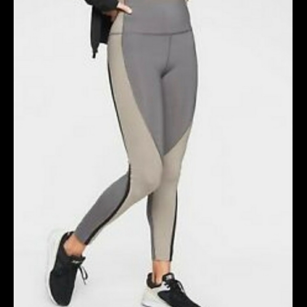 Athleta Spar Colorblock 7/8 Tight in Silver Bells Large - Picture 7 of 7